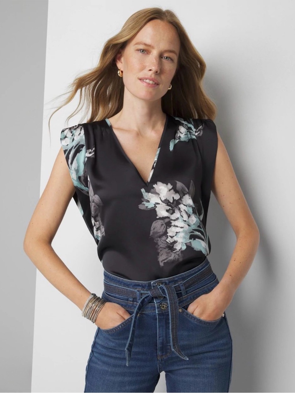 WHBM Twilight Floral Black Ruched Shoulder V-Neck Shell Top Size XS Women’s